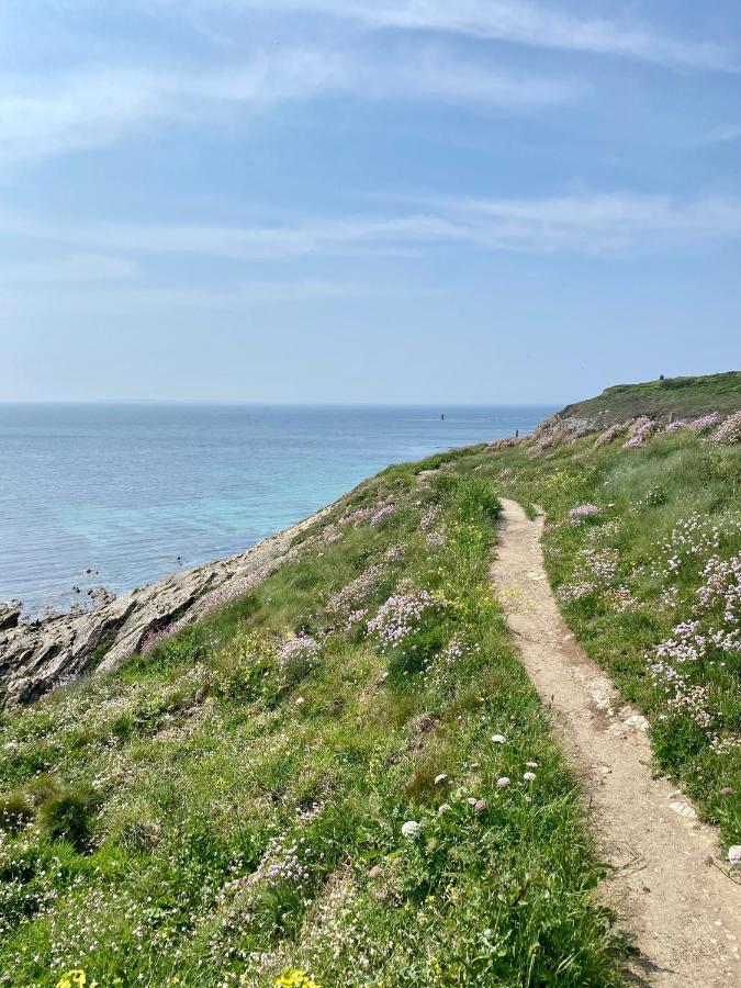 Pied A Terre Pour Des Vacances Au Bord De La Mer Le Conquet Exterior foto